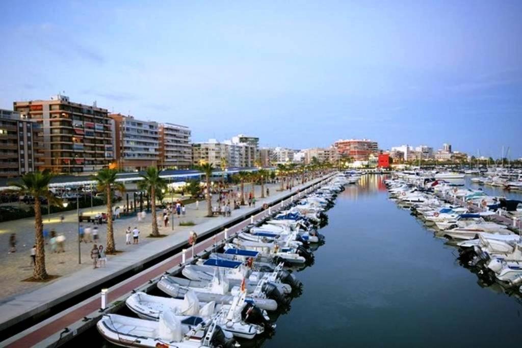 Apartamento En Primera Linea De Playa Con Increibles Vistas Santa Pola Exterior photo